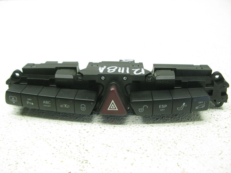 03-06 MERCEDES W215 CL55 CL500 DASH CENTER CONTROL SWITCH PANEL OEM 121118A