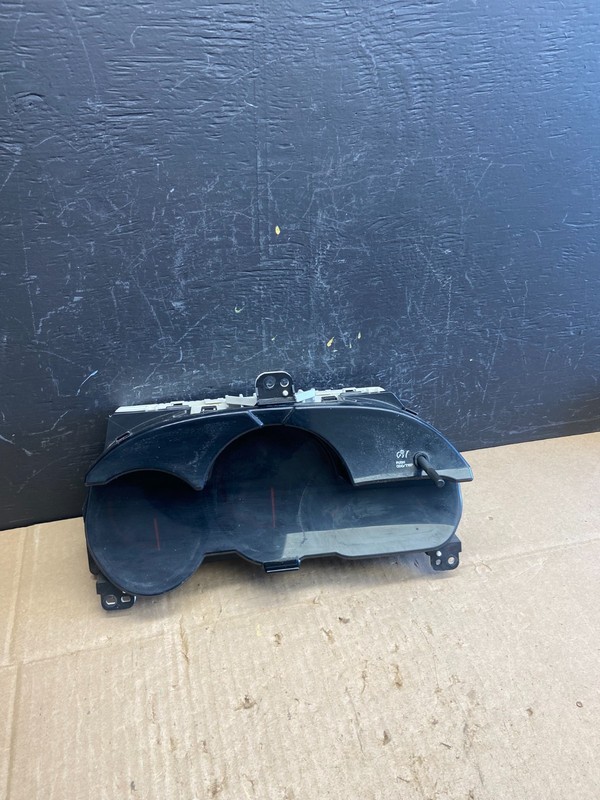 2009 2010 Toyota Matrix Speedometer Cluster Gauge Oem AB9826 DG