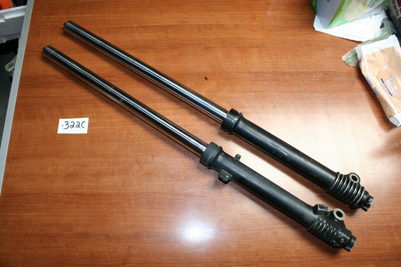 1983 Yamaha XT 250 Front Suspension Fork Tubes OEM 83 F