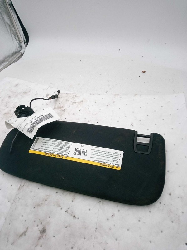 2015 Jeep Grand Cherokee Grey Sun Visor - Used, 123K Miles, OEM Part 257518
