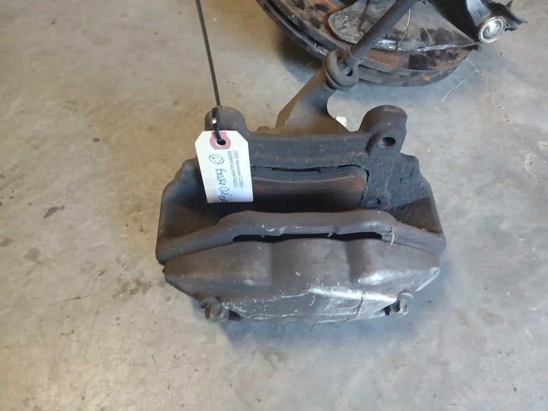 05-07 Mercedes W203 C230 C320 C350 Front Left Driver Side Brake Caliper OEM