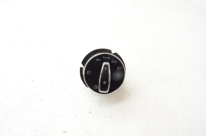 2015-2019 Porsche Macan S 3.0L Headlight Switch 7P5941531F