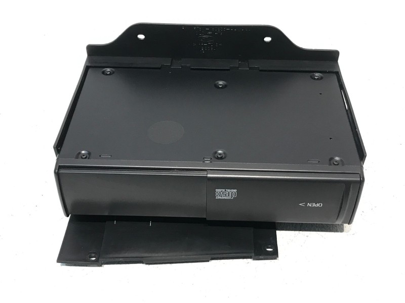 1998 Lincoln Navigator External 6 CD Disc Changer OEM