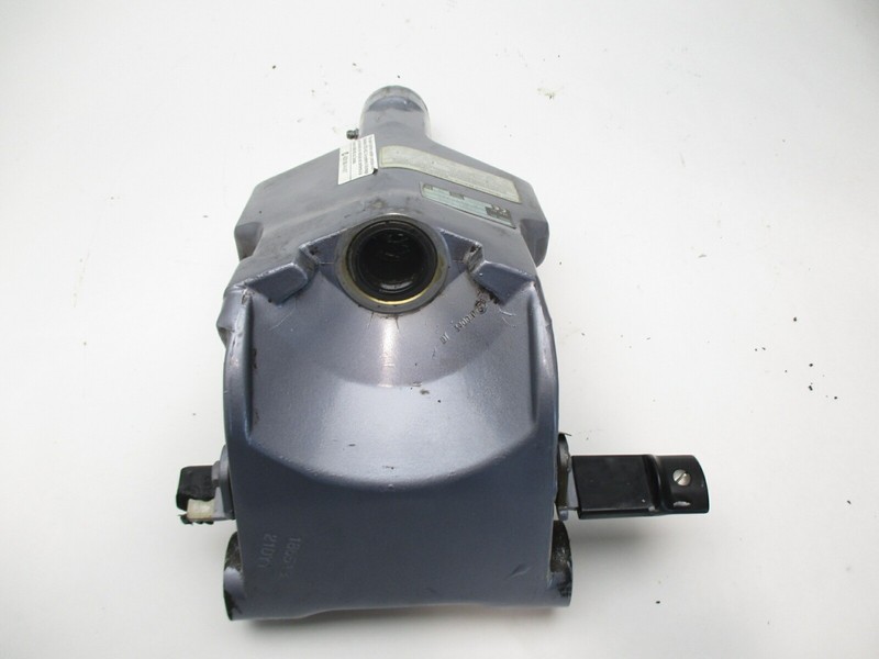 0340011 OMC Evinrude Johnson Outboard Swivel Bracket 25-50 Hp 340011