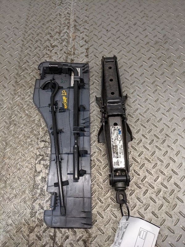 2005-2010 Honda Odyssey Spare Tire Scissor Jack Tool Kit w/ Panel Cover1183124