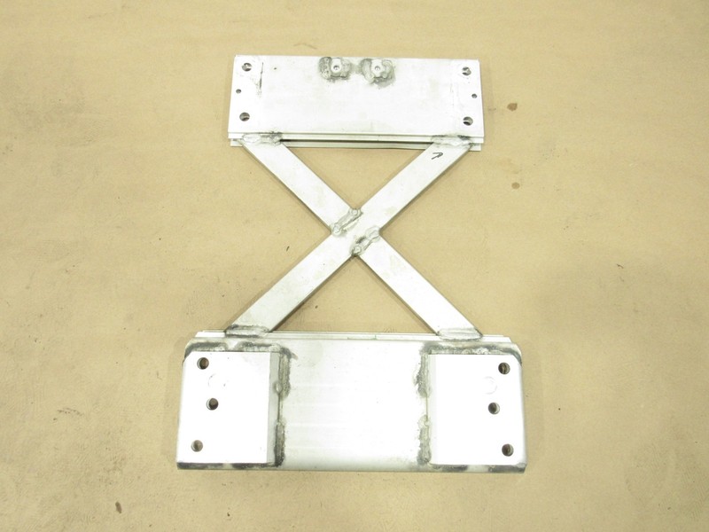 Porsche Panamera 4 2017 RWD Front Crossmember Mount Bracket Brace 17-23 |:O
