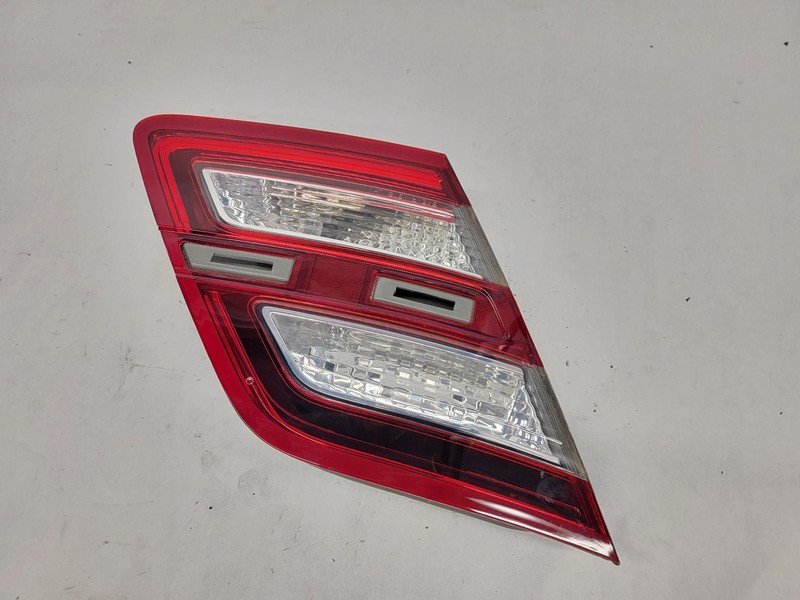 13-'19 FORD TAURUS left driver inner Taillight police OEM Grade A!