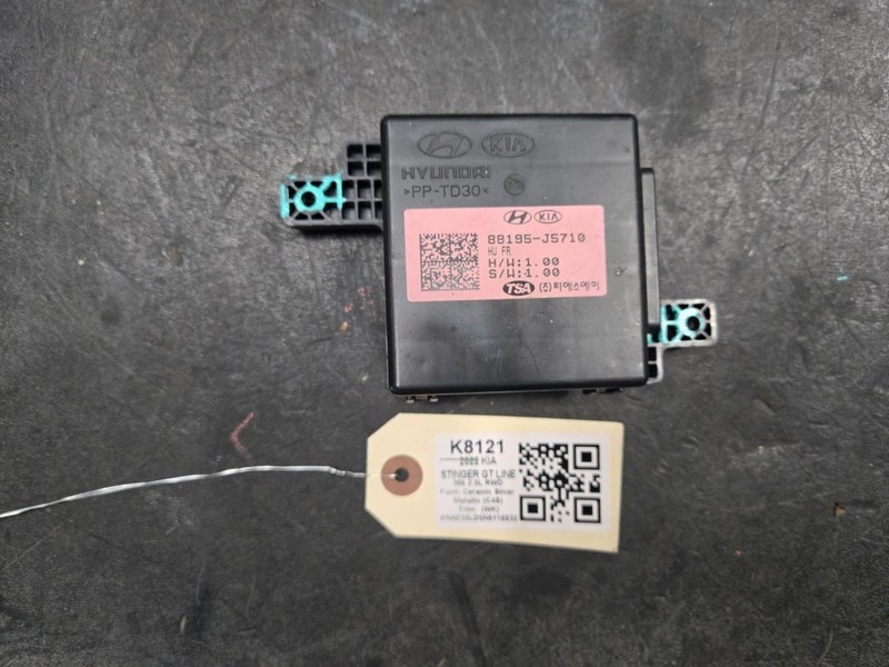 Front Seat Heating Control Module 2022 Kia Stinger 88195-J5710 2023