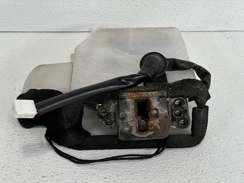 03-09 Toyota 4runner Power Tailgate Liftgate Trunk Latch Actuator OEM