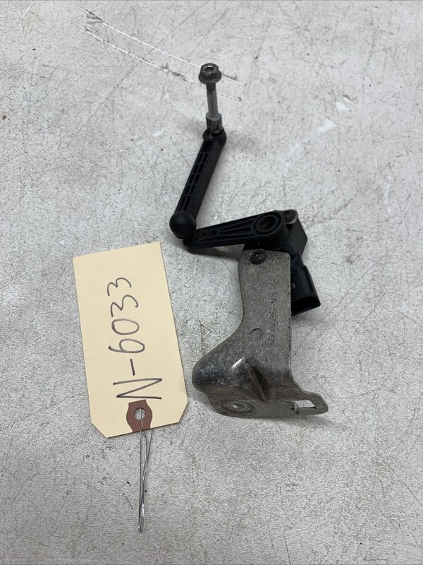 12-20 Tesla S X Rear Passenger Side Air Suspension Height Sensor RH 6033 B61