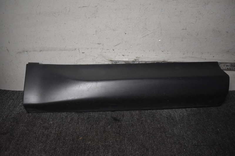 LAND ROVER L550 SPORT FRONT RIGHT SIDE DOOR MOLDING FACTORY OEM