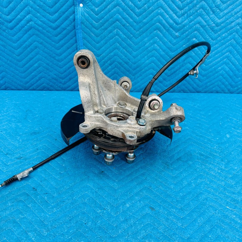 11–13 Infiniti M56 Rear Right Knuckle with Wheel Bearing and Parking Brake 127K