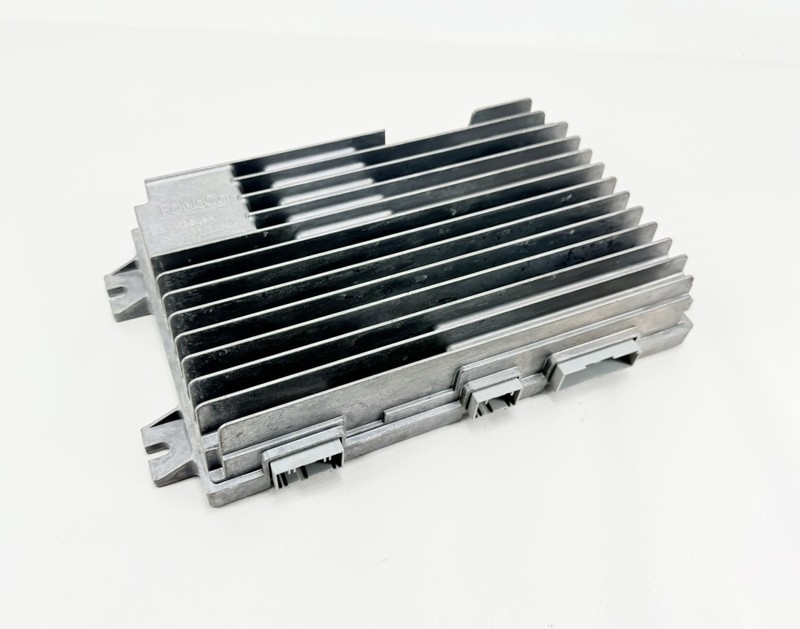 2009-2012 Lincoln MKS Stereo Audio Amplifier Amp AA5T-18B849-AG 5.1 THX OEM