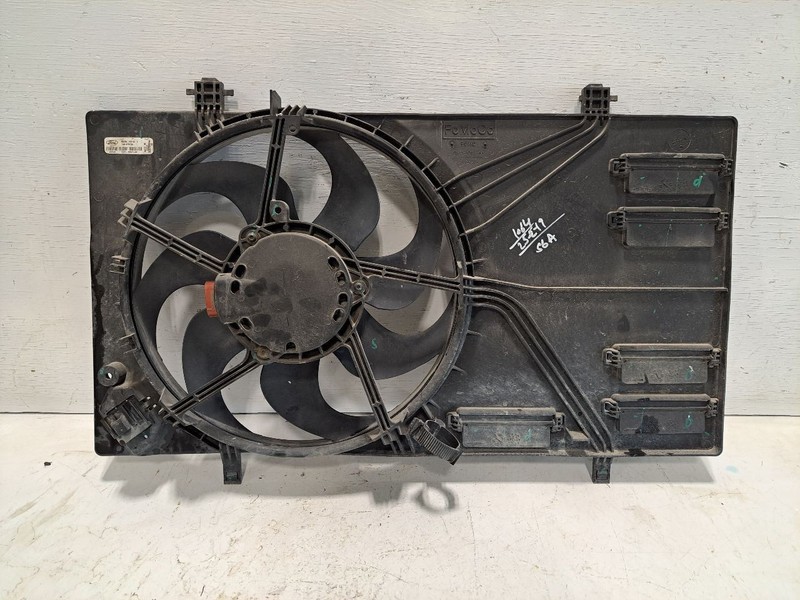 2018-2022 Ford ECOSPORT Radiator Fan Motor Fan Assembly 2.0L