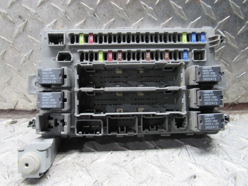 2012 HONDA ODYSSEY JUCTION FUSE RELAY BOX ASSEMBLY OEM 3.5L