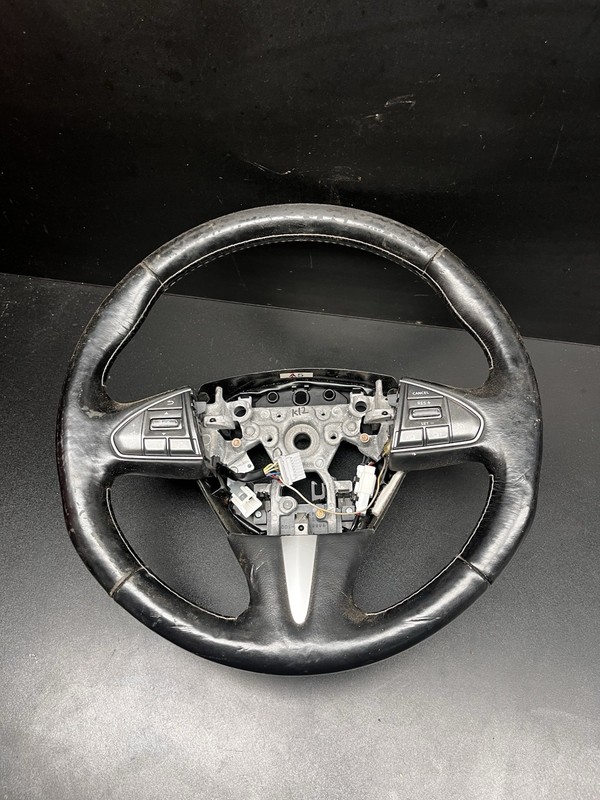 2020 - 2024 INFINITI Q50 STEERING WHEEL LEATHER W/ SWITCH BUTTON OEM