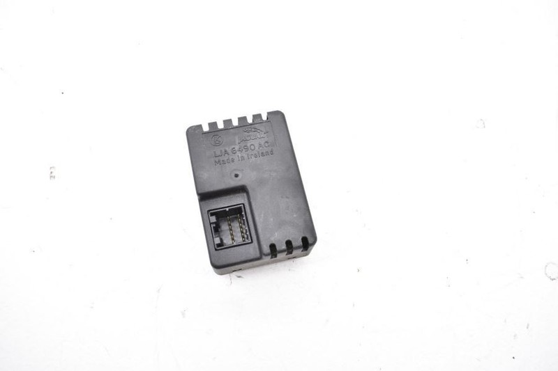 1997-2006 JAGUAR XK8 4.0L CONVERTIBLE LIGHT DIMMER CONTROL MODULELJA 6490 AC