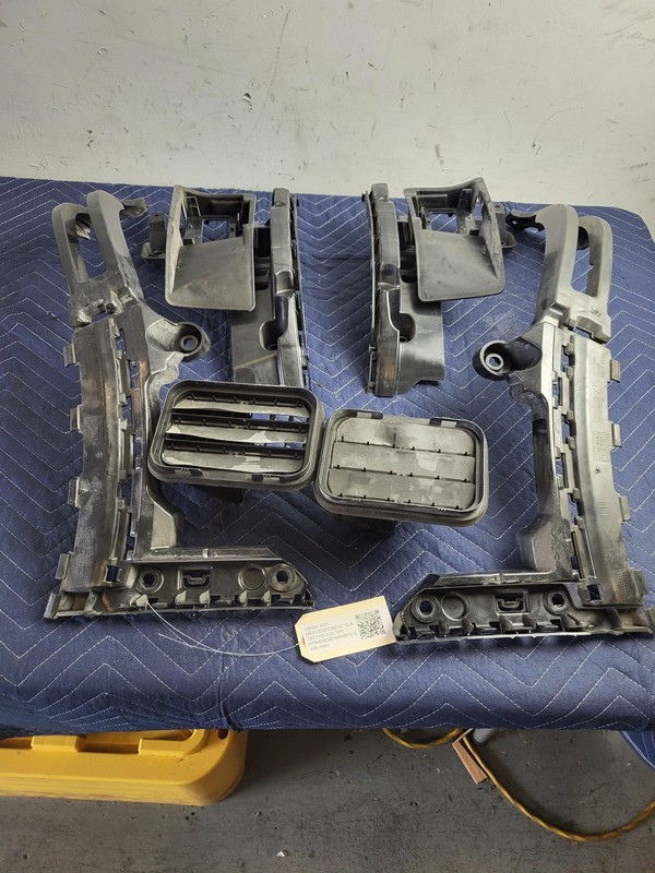 Used Oem Mercedes Rear Bumper Brackets Quarter Pressure Vents 2020-2023 GLB 250