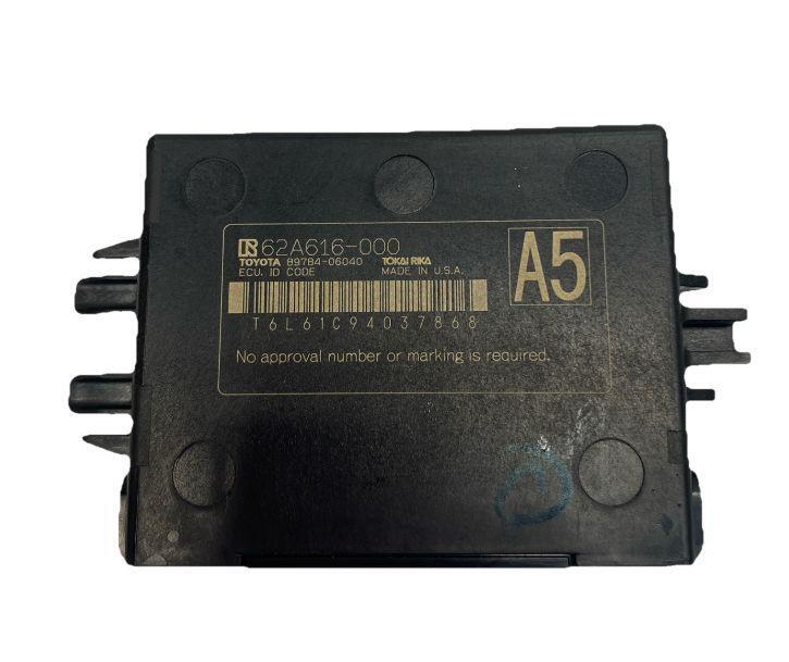 Toyota Corolla immobilizer control 20 23 theft-locking module sed OEM 8978406040