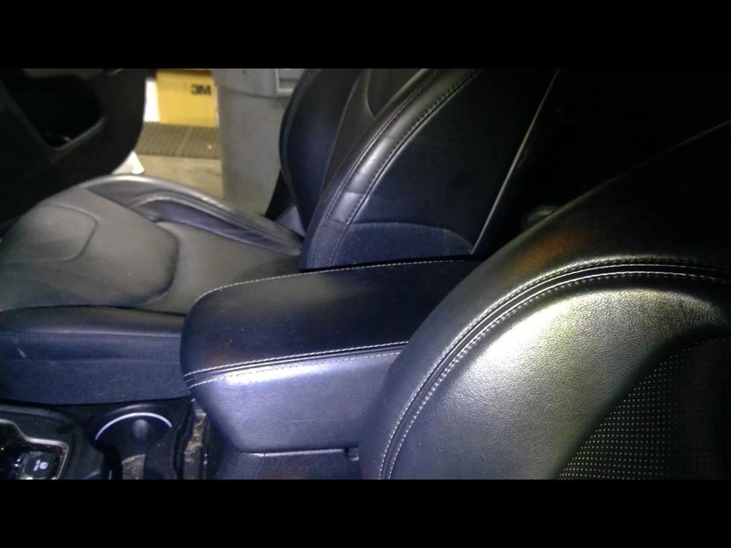 Armrest Lid Fits 14-23 CHEROKEE 1569639