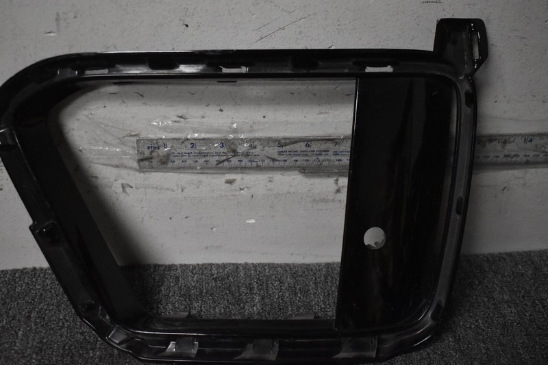2018 LAND ROVER SPORT LEFT SIDE GRILL FACTORY OEM