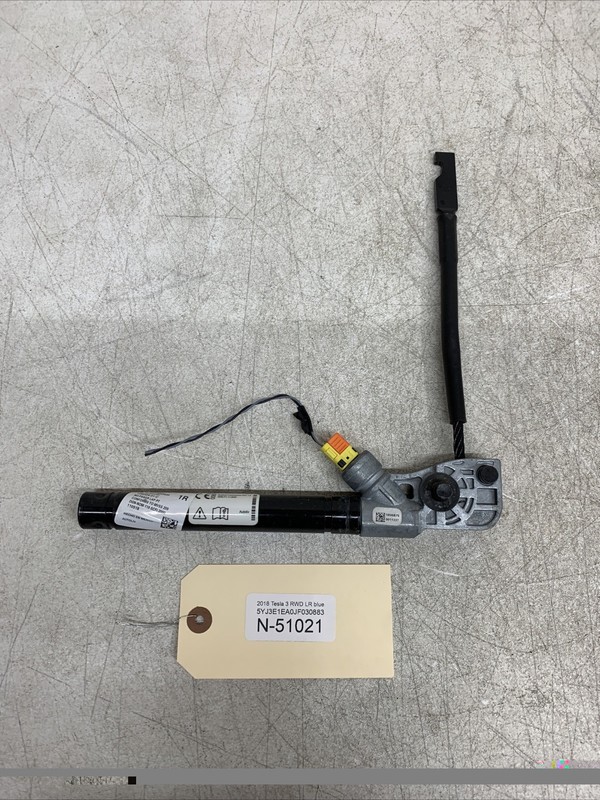 Tesla 3 Y Passenger Right Hand Seat Belt Pretensioner1090324-01-C 51021 B4