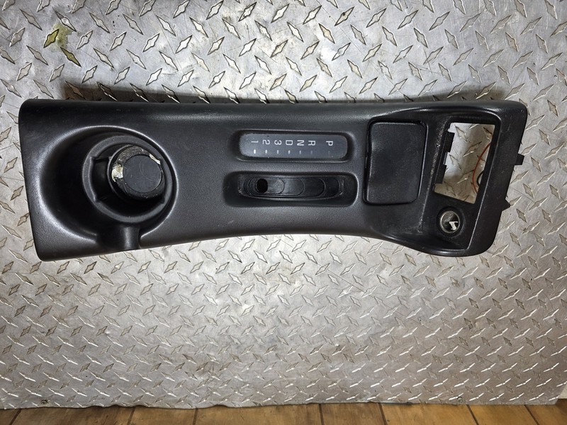 2000-2002 Pontiac Firebird Shifter Bezel Assembly Tested Oem