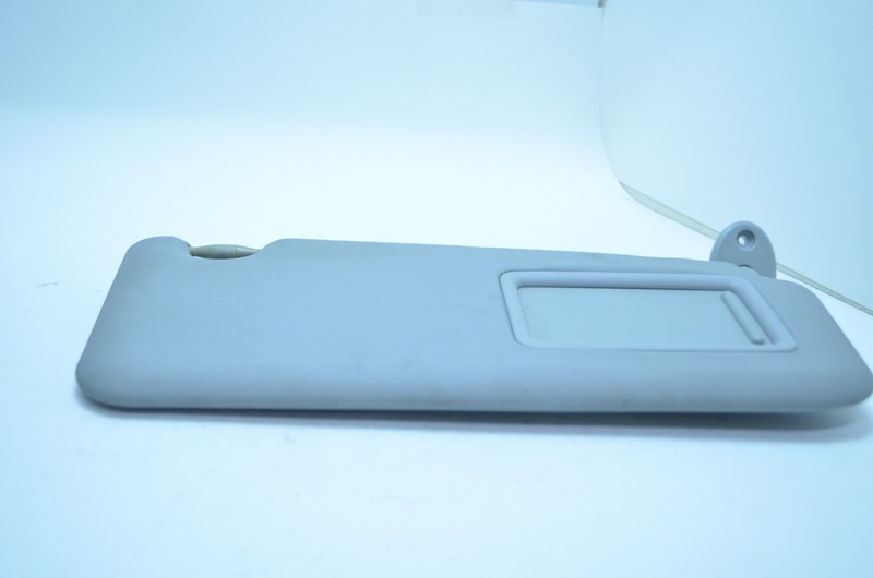 13-18 TOYOTA RAV4 FRONT RIGHT PASSENGER SIDE SUN VISOR OEM