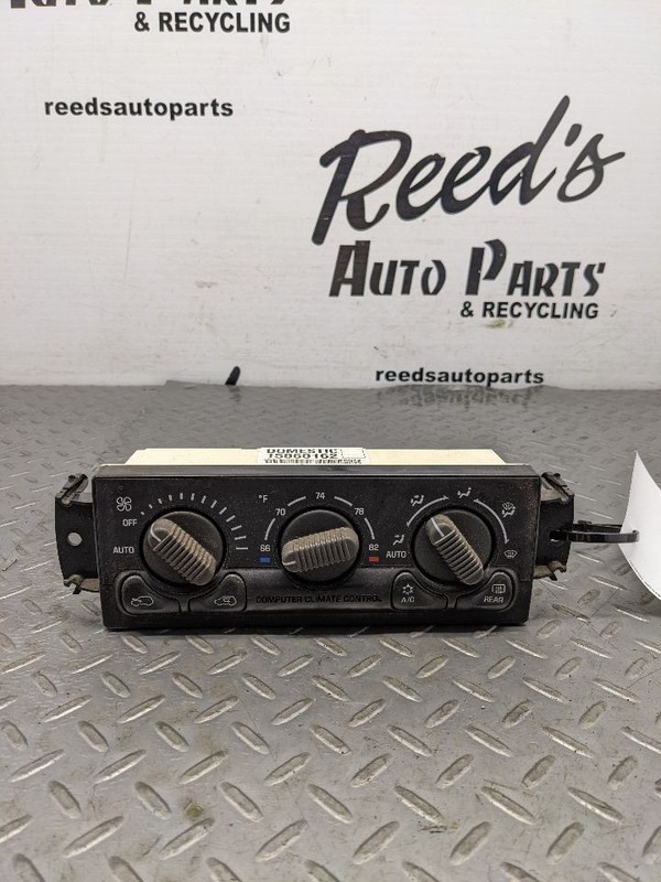 Temperature Control Dash Mounted Fits 00-02 SUBURBAN 1500 1175570