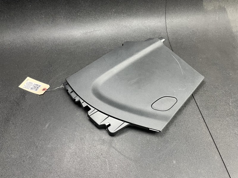 Center Console Right Side Rearward Cover 2018 Jeep Grand Cherokee 2011 - 2021 X