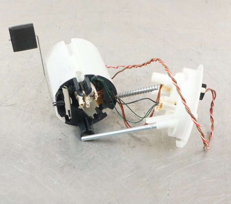 Passenger Fuel Pump Assembly Pump And Sender Fits 07-13 BMW 328i 3284262