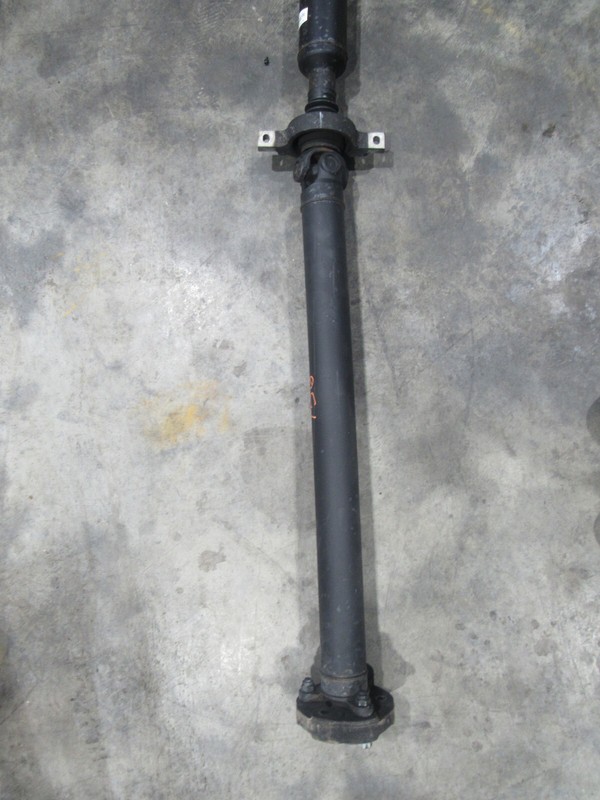 12-14 HYUNDAI GENESIS SEDAN 3.8L REAR DRIVE SHAFT DAE-SEUNG 49300-3M600 P4 OEM