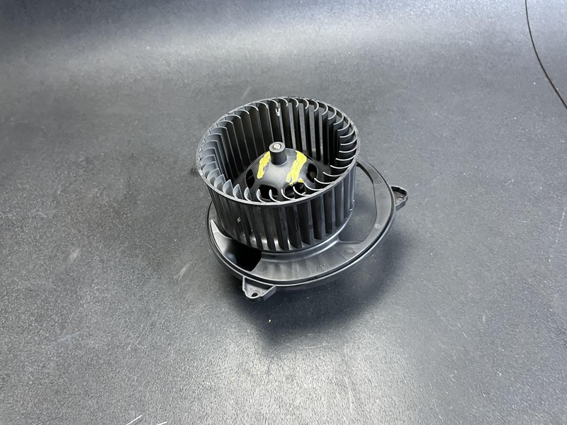 Rear Blower Motor 2018 Mercedes GLS 550 1669060012 2017 2019