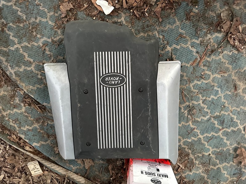 03-05 RANGE ROVER LAND ROVER 4.4 OEM ENGINE COVER