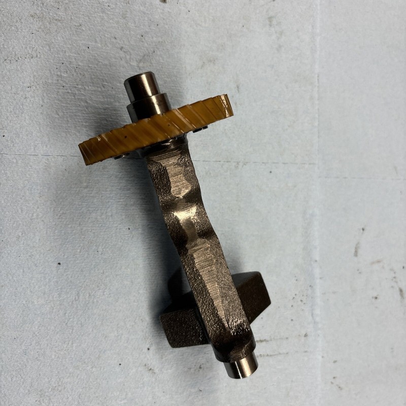 1980’s Club Car FZ340 FZ341 Gas Golf Cartmotor crank counterbalance shaft