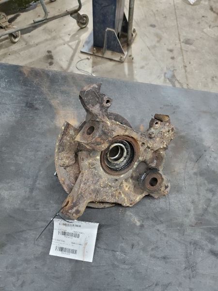 Passenger Front Spindle/Knuckle Fits 92-94 BLAZER/JIMMY (full size) 280226