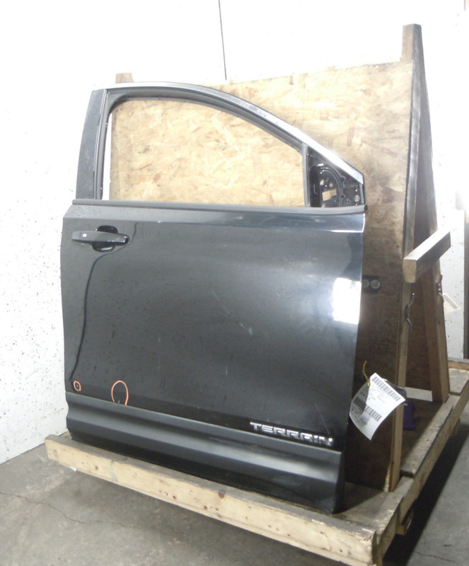 2018-2024 GMC Terrain Front Door Assembly Passenger Right OEM WA384A