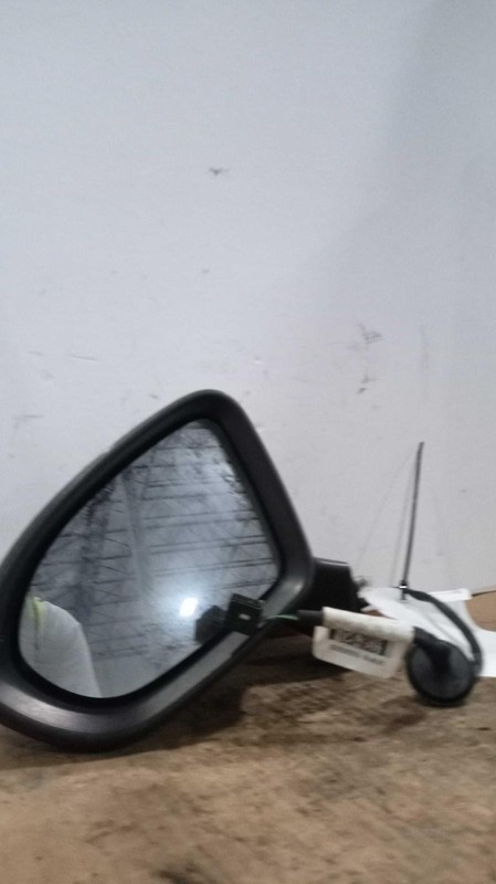 2016 Chevrolet Cruze Left Door Mirror Assembly Black OEM 272672 115K Miles