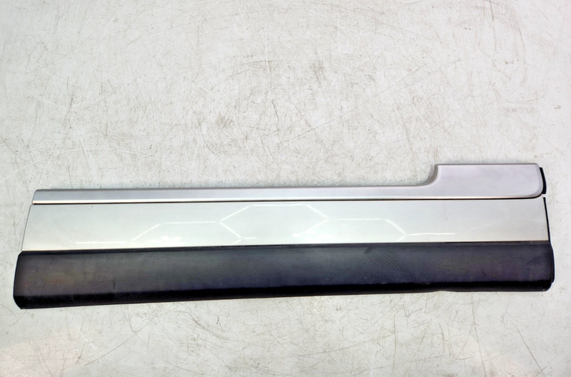 ✅ 2013-2022 OEM Range Rover L405 Front Right Passenger Door Lower Molding Trim