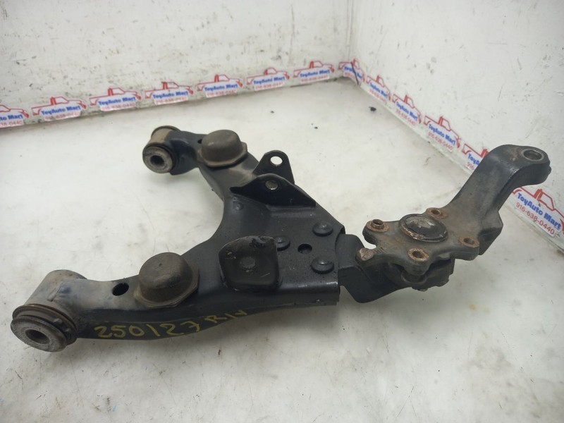 95-04 TOYOTA TACOMA FRONT PASSENGER RIGHT LOWER CONTROL ARM