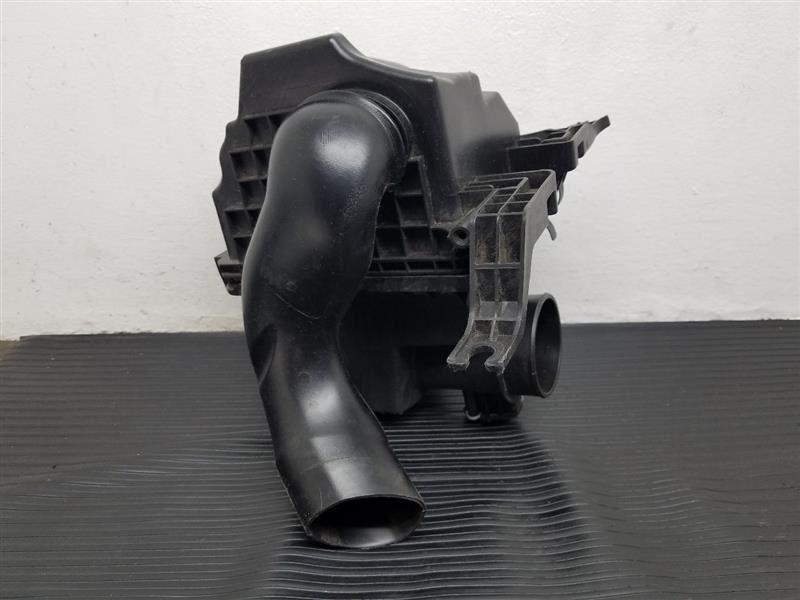 13-16 Ford Escape 2.5L Air Cleaner Box OEM CJ5Z-9600-C