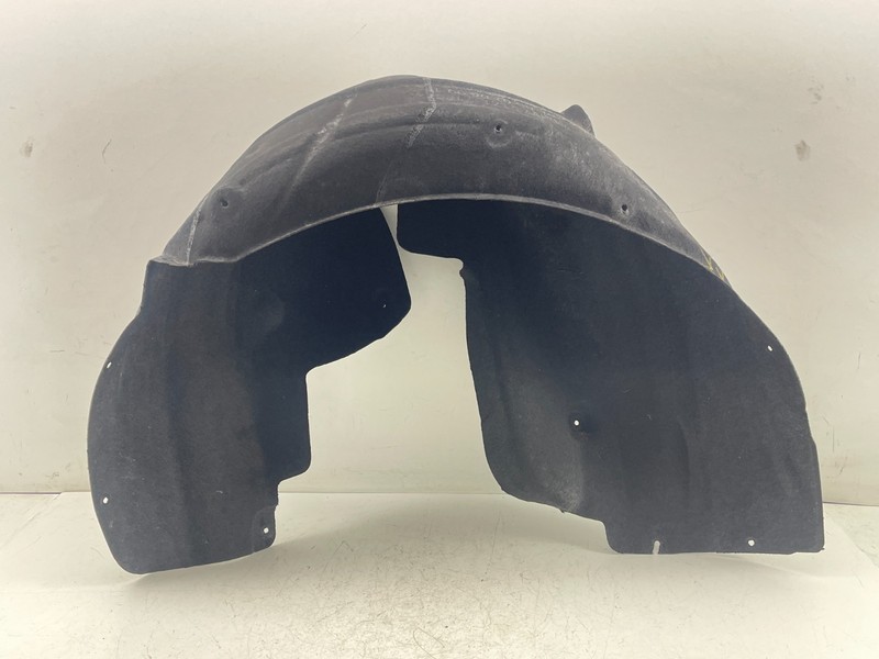 10-16 BMW 528i 535i 550i F10 Rear Right Side Fender Liner Splash Guard Oem