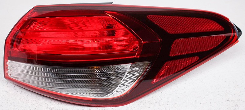 OEM Kia Forte Sedan Right Passenger Side LED Tail Lamp Lens Chip