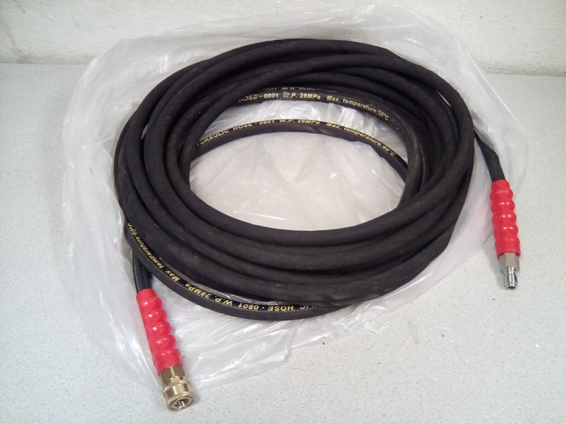 Wire Braided Hydraulic Hose 0801 w.p. 28 mpa Max Temp 60c ~42 1/2ft.