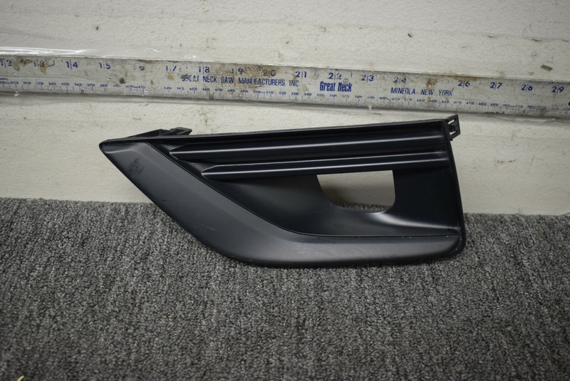2017-2019 INFINITI Q50 FRONT LOWER BRACKET FACTORY OEM