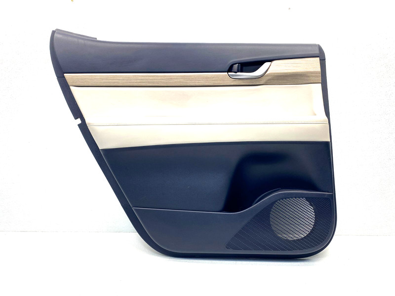 20-22 HYUNDAI PALISADE REAR LEFT DOOR TRIM PANEL OEM #A0.44