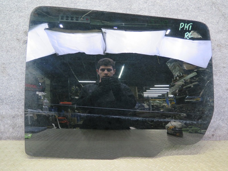 2003-2009 HUMMER H2 REAR LEFT DRIVER SIDE DOOR GLASS WINDOW