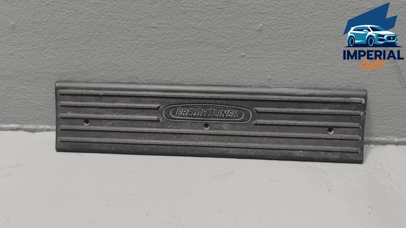 2022 Freightliner Cascadia Front Left Driver Door Sill Cover PlateLower OEM