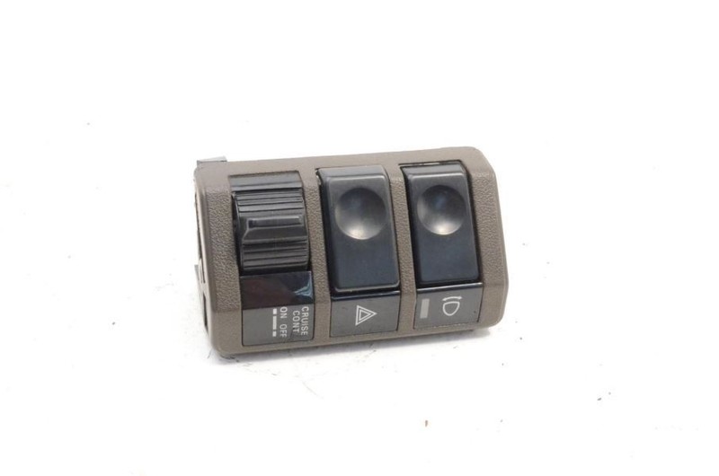 1984-1986 NISSAN 300ZX VG30T TURBO Z31 DASH SWITCHES HEADLIGHT AND HAZARD SWITCH
