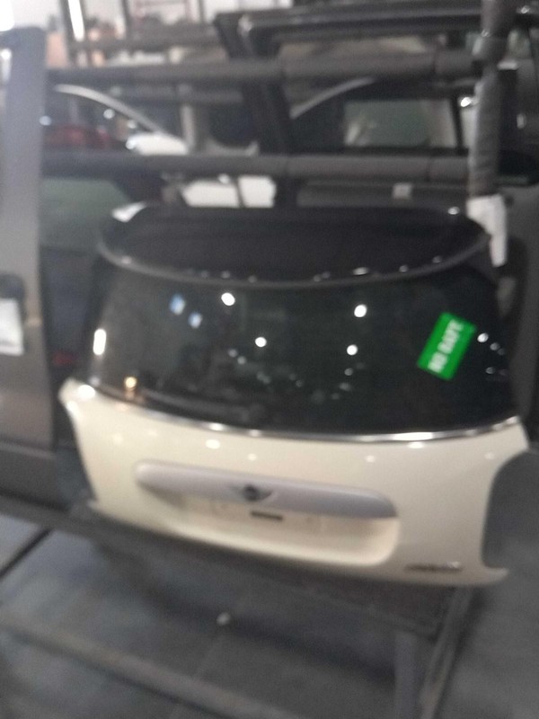 2015 MINI COOPER White Deck Lid OEM Used 79000 Miles NJ25-25835-657076